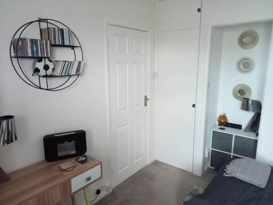 House With Free Parking And Large Garden Villa Wyke Regis Eksteriør billede
